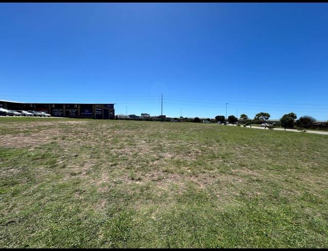 3,003M² VACANT LAND FOR SALE IN FOUNTAINS ESTATE BUSINESS PARK